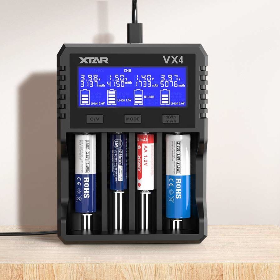 Xtar VX4 batteriladdare