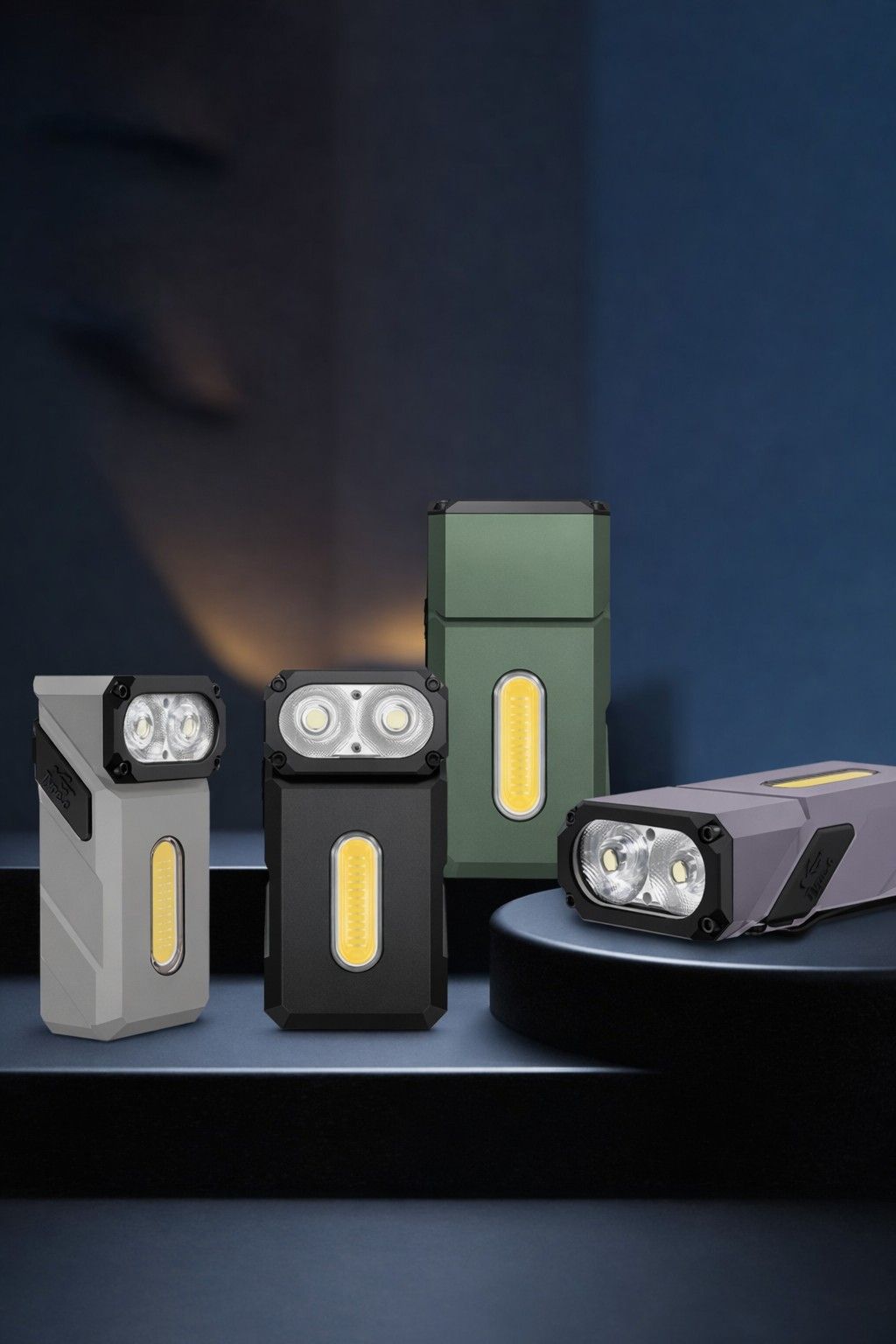 Klarus E8 Multi-Ficklampa
