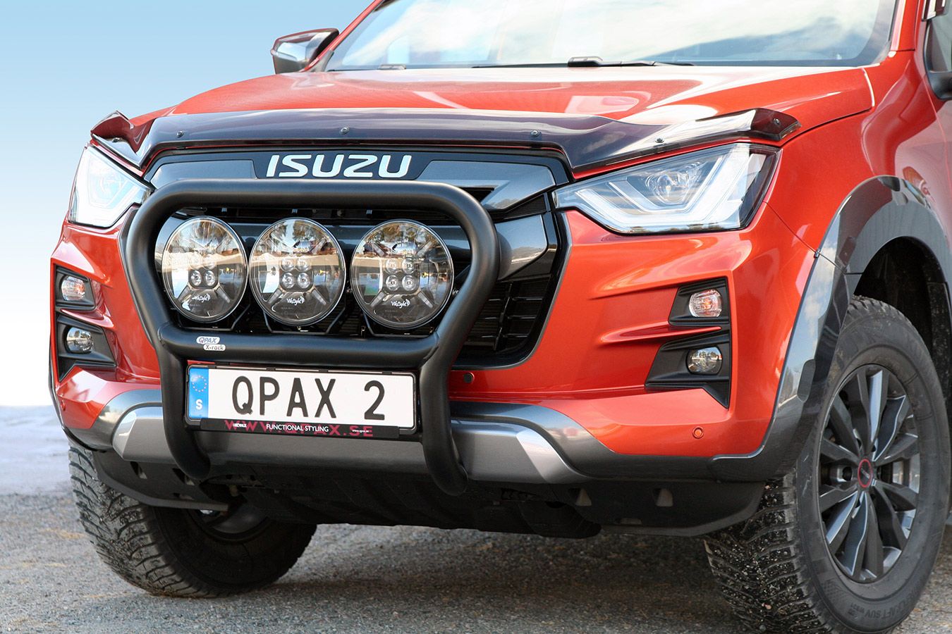X-RACK Isuzu D-Max 21-24 extraljusfäste (frontbåge) för 3st lampor