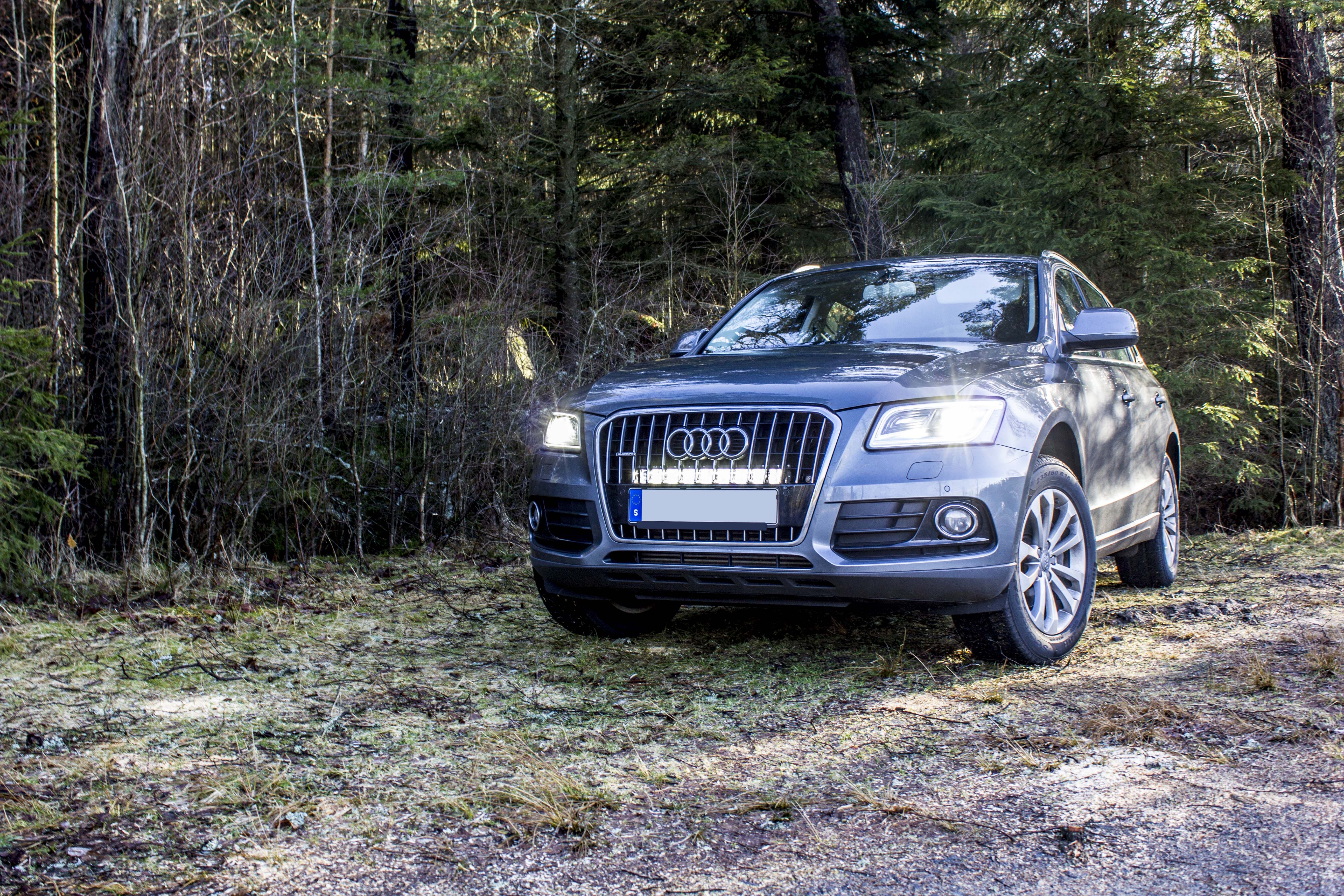 Audi Q5 Ledramp + modellanpassat fäste