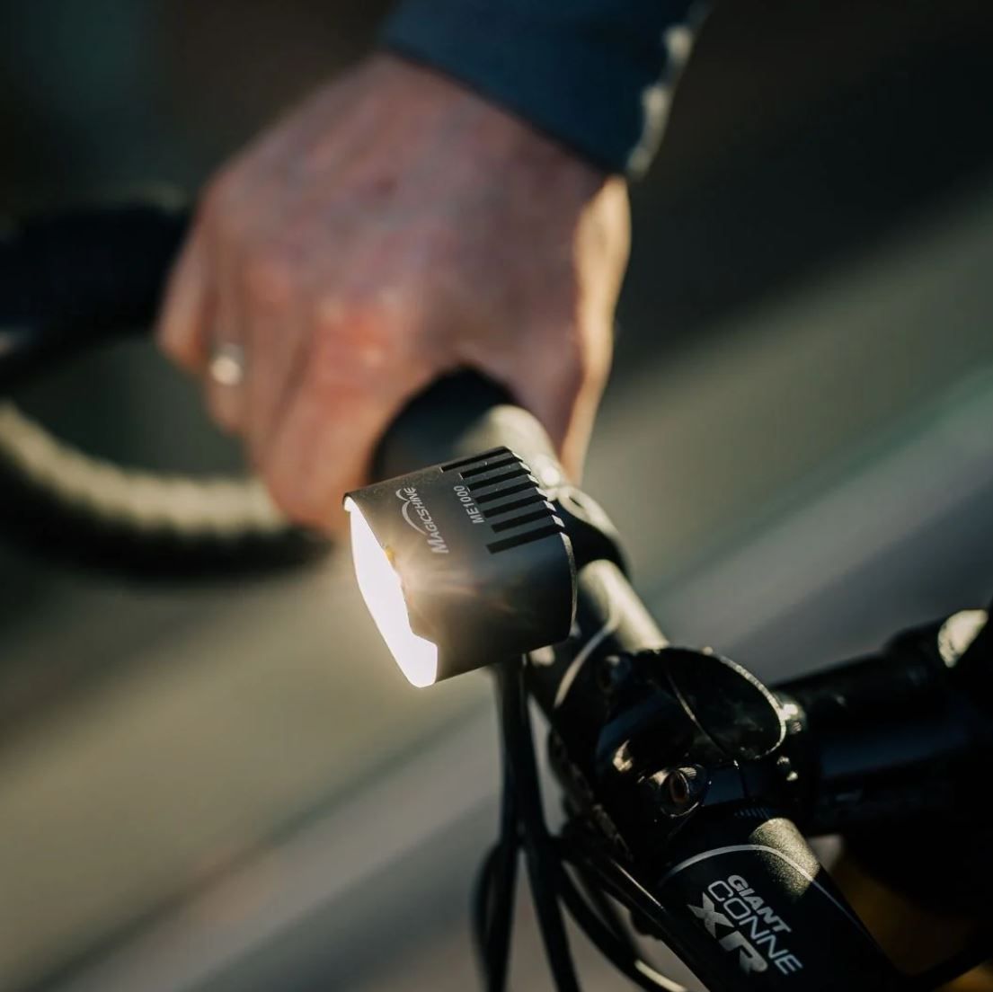 Magicshine ME 2000 Elcykel lampa