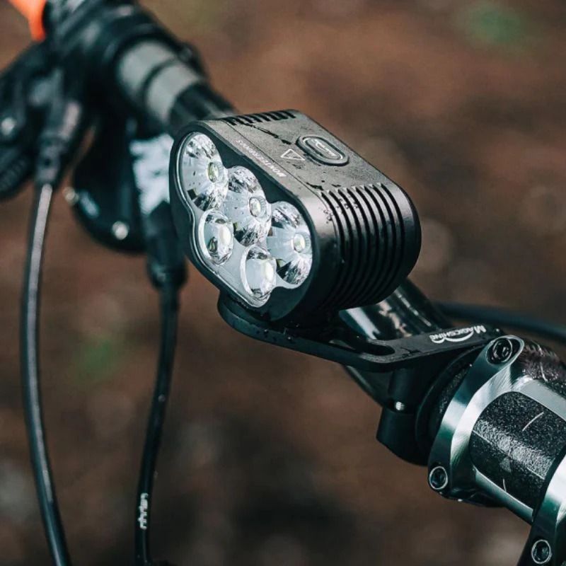 Magicshine MONTEER 8000S GALAXY V2.0 Fjärrstyrd MTB-lampa