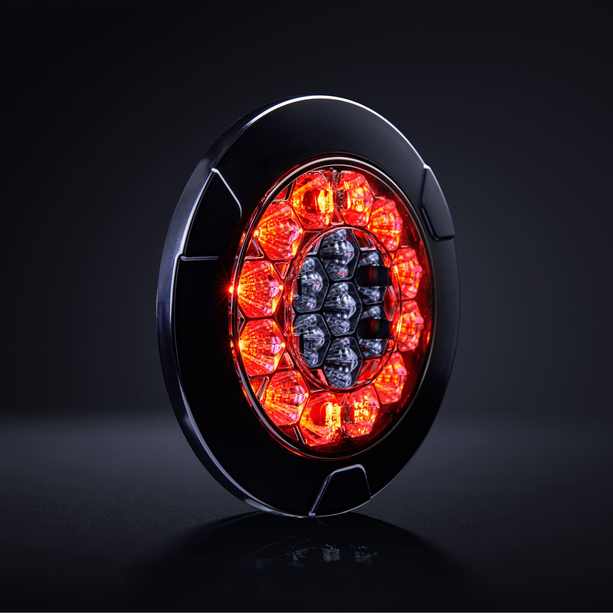 Strands Freedom Black Raven LED-bakljus, 3 funktioner
