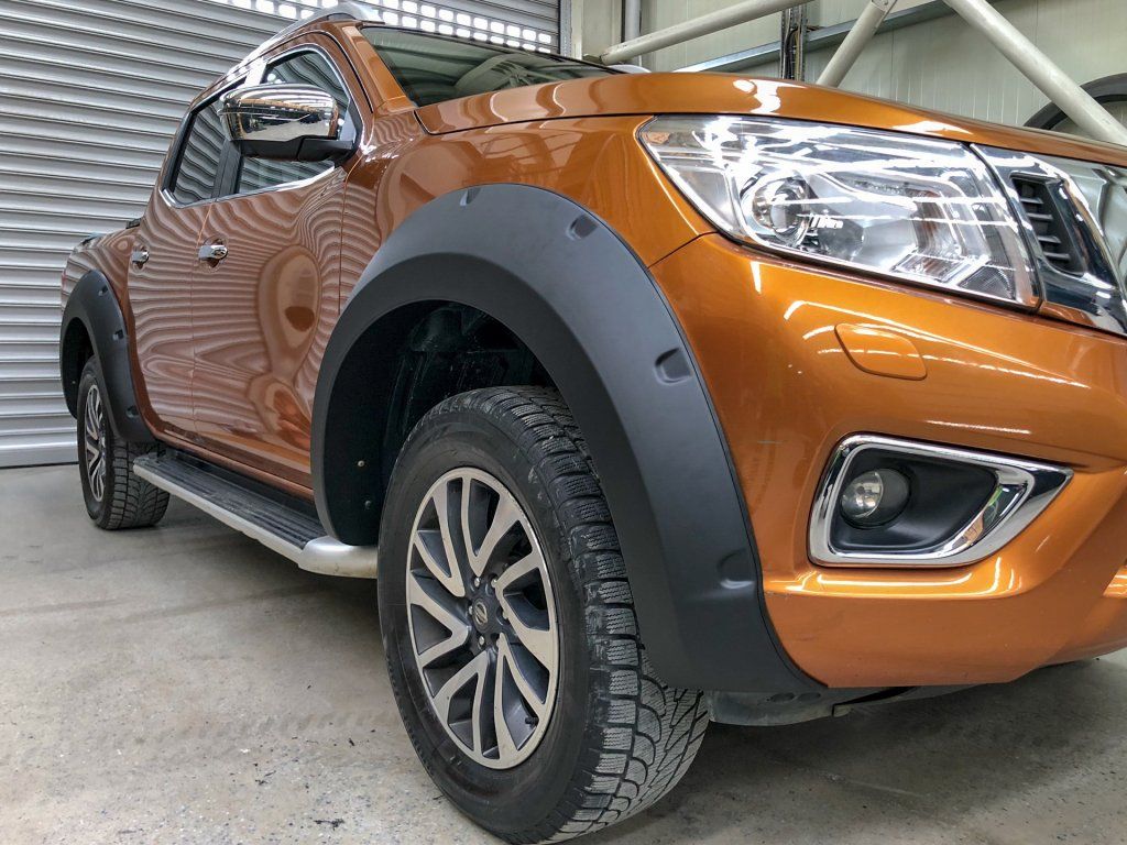 Nissan Navara NP300 Skärmbreddare 2016+