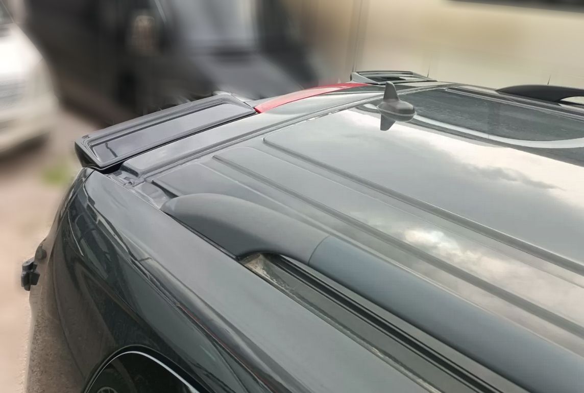 Takspoiler dörrar version Mercedes-Benz Vito 2014-2023+