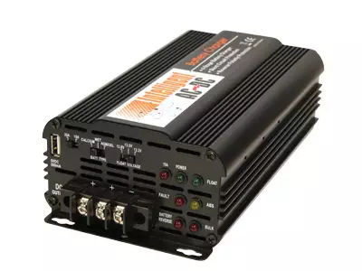 Automatladdare 12V med två uttag - Kraftfulla laddare (>10A) - 5002010020 - 1