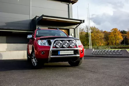 Nissan Navara Frontbåge 76mm - Nissan - 7000010060 - 1