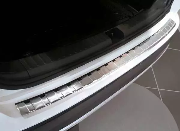 Audi Q5 2017-2021- Stötfångarskydd rostfritt stål - Modellanpassande tillbehör - 7000010290 - 1
