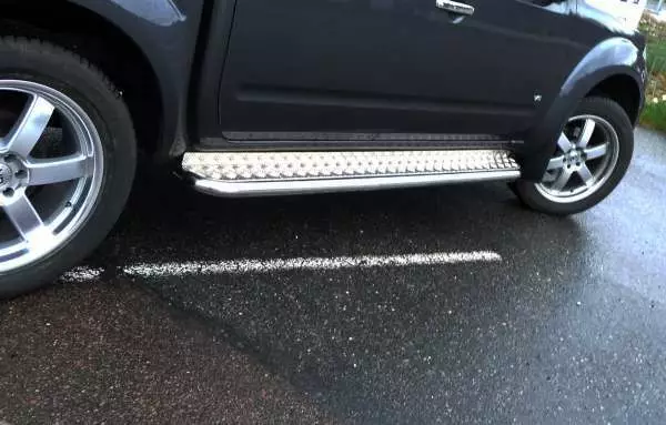 Nissan Navara Sidestep 60mm - Nissan - 7000010061 - 1