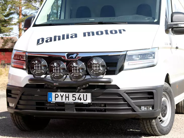 Q-LIGHT VW Crafter 17- extraljusfäste (extraljusbåge) för 4st lampor - Frontbåge till transportbil - 8020120882 - 1