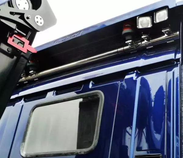 Scania R-serie Arbetsbelysningbåge bak 60mm - Scania - 7000010162 - 1