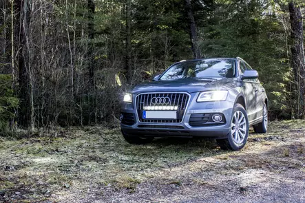Audi Q5 Ledramp + modellanpassat fäste - Audi - 8020100213 - 1