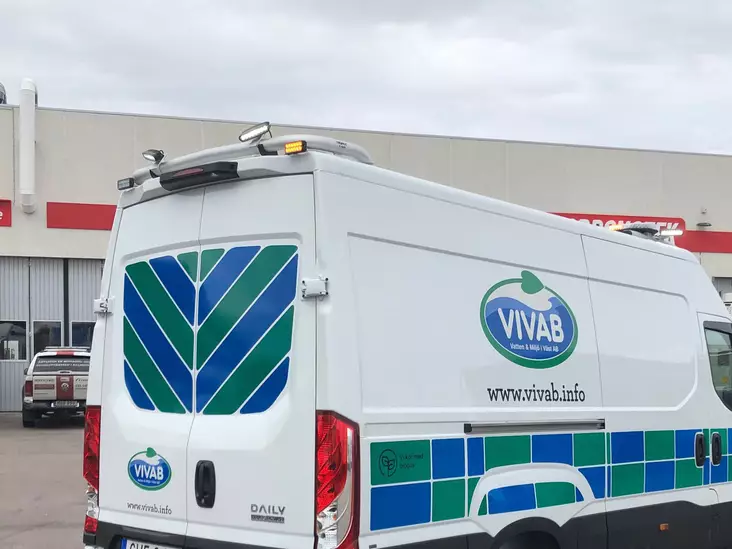 T-RACK bakre takbåge Iveco Daily H2 12- - Takbåge till transportbil - 8020120913 - 1