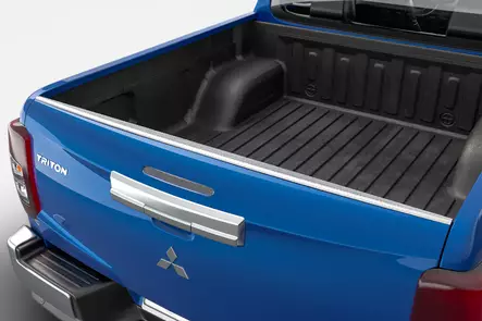 Kantskydd bakläm, Mitsubishi L200 2015- - Bakre fotsteg och stötfångarskydd till transportbil - 8020102554 - 1