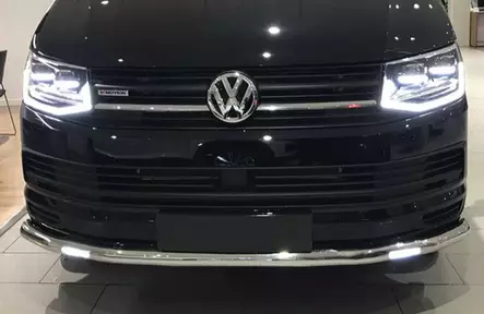 Volkswagen T6 Frontrör med inbyggd DRL - Volkswagen - 7000010106 - 1