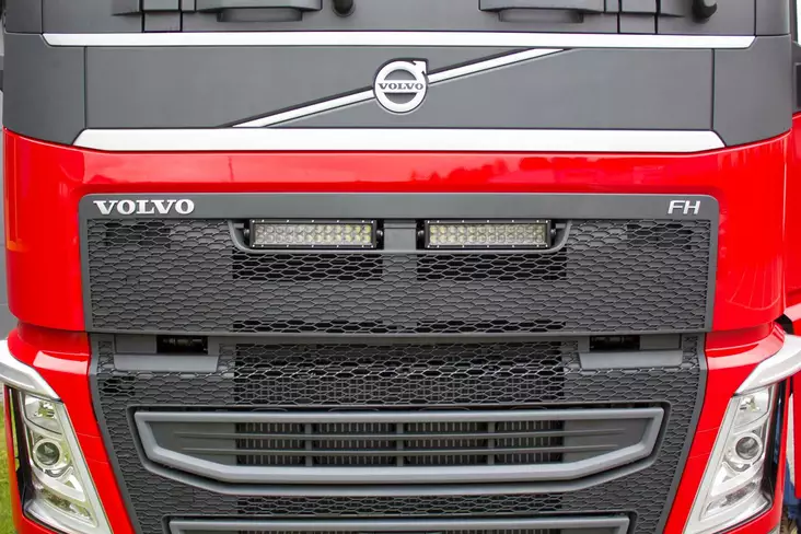 Volvo FH Ver.4 LED Ramp DSM MINI PLUS Modellanpassat fäste - Modellanpassat extraljus lastbil - 7000010188 - 1
