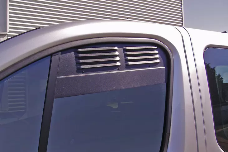 Luftintag Dörr Vivaro, Trafic ja Primastar 2014- - Ventilation - 8020109088 - 1
