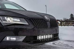 Skoda Superb 2016 2019 DSM LED ramp modellanpassat kit 2016 Skoda Superb 2016 2019 DSM LED ramp modellanpassat kit 2016