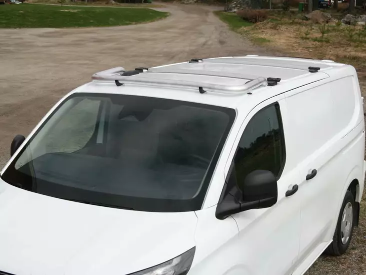 T-RACK VW Transporter T7 25- främre takbåge - Takbåge till transportbil - 8020120929 - 1