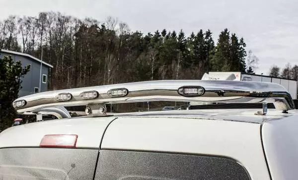 Volkswagen Caddy 2016+ Bakre takbåge 60mm - Volkswagen - 7000010119 - 1